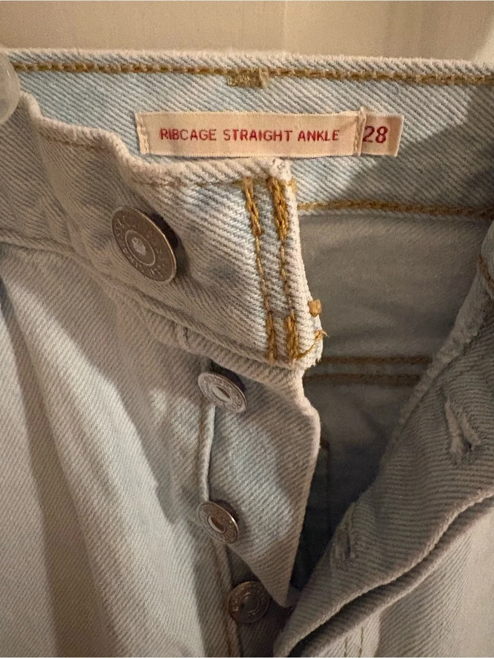 Levis classic light